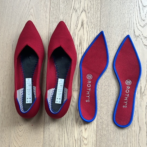 Rothy’s pointed toe shoe in red size 8 - Picture 12 of 13
